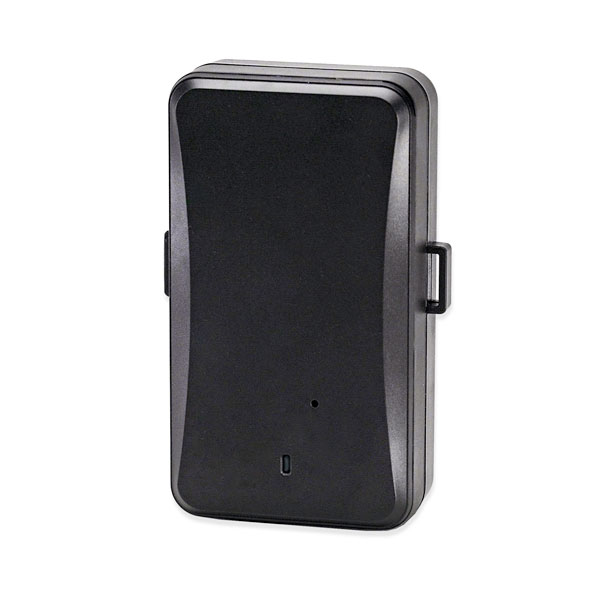 A black Protect Plus 4G GPS Tracker is shown, highlighting its compact form factor suitable for versatile asset tracking, including vehicles, equipment, and property, with an extended battery life of up to 18 months.